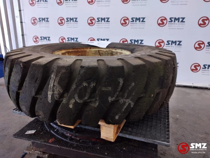 Diversen Occ Band 16.00R24 Swennen - Rengas - Kuorma-auto: kuva Diversen Occ Band 16.00R24 Swennen - Rengas - Kuorma-auto Diversen Occ Band 16.00R24 Swennen - Rengas - Kuorma-auto: kuva Diversen Occ Band 16.00R24 Swennen - Rengas - Kuorma-auto