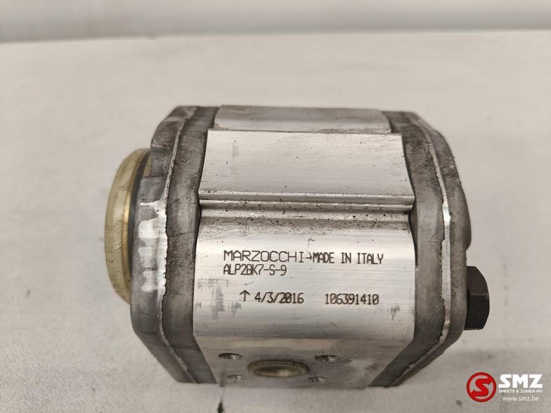 Diversen Occ Hydraulische pomp Marzocchi ALP2BK7 - Hydraulipumppu - Kuorma-auto: kuva Diversen Occ Hydraulische pomp Marzocchi ALP2BK7 - Hydraulipumppu - Kuorma-auto Diversen Occ Hydraulische pomp Marzocchi ALP2BK7 - Hydraulipumppu - Kuorma-auto: kuva Diversen Occ Hydraulische pomp Marzocchi ALP2BK7 - Hydraulipumppu - Kuorma-auto