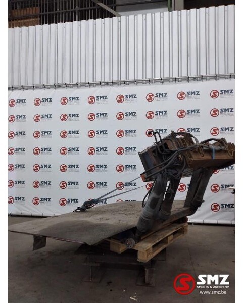 Diversen Occ Laadlift 200 x 250 cm - Takalaitanostin - Kuorma-auto: kuva Diversen Occ Laadlift 200 x 250 cm - Takalaitanostin - Kuorma-auto Diversen Occ Laadlift 200 x 250 cm - Takalaitanostin - Kuorma-auto: kuva Diversen Occ Laadlift 200 x 250 cm - Takalaitanostin - Kuorma-auto