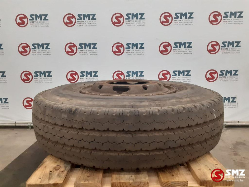 Firestone Occ vrachtwagenband Firestone 12.00R20 - Rengas - Kuorma-auto: kuva Firestone Occ vrachtwagenband Firestone 12.00R20 - Rengas - Kuorma-auto Firestone Occ vrachtwagenband Firestone 12.00R20 - Rengas - Kuorma-auto: kuva Firestone Occ vrachtwagenband Firestone 12.00R20 - Rengas - Kuorma-auto
