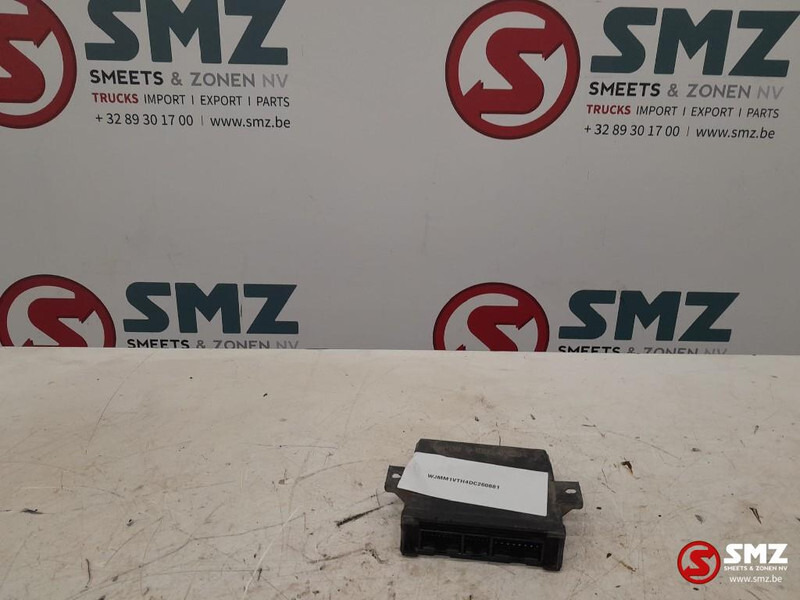 Iveco Occ ECU centrale deurvergrendelingsmodule Iveco - Ohjainyksikkö - Kuorma-auto: kuva Iveco Occ ECU centrale deurvergrendelingsmodule Iveco - Ohjainyksikkö - Kuorma-auto Iveco Occ ECU centrale deurvergrendelingsmodule Iveco - Ohjainyksikkö - Kuorma-auto: kuva Iveco Occ ECU centrale deurvergrendelingsmodule Iveco - Ohjainyksikkö - Kuorma-auto
