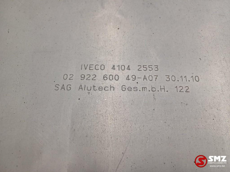 Iveco Occ brandstoftank 600L Iveco - Polttoainetankki - Kuorma-auto: kuva Iveco Occ brandstoftank 600L Iveco - Polttoainetankki - Kuorma-auto Iveco Occ brandstoftank 600L Iveco - Polttoainetankki - Kuorma-auto: kuva Iveco Occ brandstoftank 600L Iveco - Polttoainetankki - Kuorma-auto