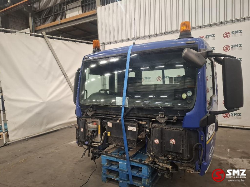 MAN Occ Cabine compleet MAN TGS RHD - Ohjaamo ja sisustus - Kuorma-auto: kuva MAN Occ Cabine compleet MAN TGS RHD - Ohjaamo ja sisustus - Kuorma-auto MAN Occ Cabine compleet MAN TGS RHD - Ohjaamo ja sisustus - Kuorma-auto: kuva MAN Occ Cabine compleet MAN TGS RHD - Ohjaamo ja sisustus - Kuorma-auto