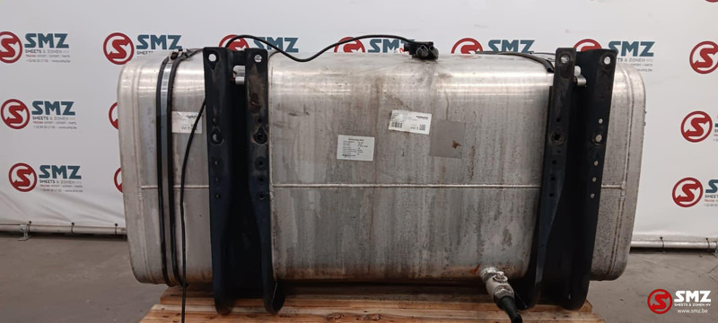 MAN Occ brandstoftank 500L MAN - Polttoainetankki - Kuorma-auto: kuva MAN Occ brandstoftank 500L MAN - Polttoainetankki - Kuorma-auto MAN Occ brandstoftank 500L MAN - Polttoainetankki - Kuorma-auto: kuva MAN Occ brandstoftank 500L MAN - Polttoainetankki - Kuorma-auto