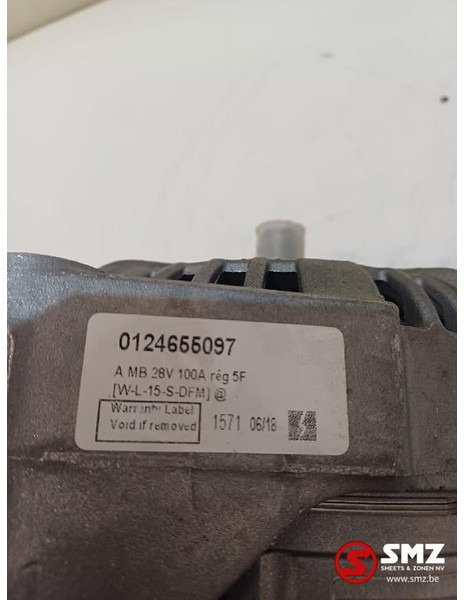 Mercedes-Benz Alternator Mercedes - Generaattori - Kuorma-auto: kuva Mercedes-Benz Alternator Mercedes - Generaattori - Kuorma-auto Mercedes-Benz Alternator Mercedes - Generaattori - Kuorma-auto: kuva Mercedes-Benz Alternator Mercedes - Generaattori - Kuorma-auto