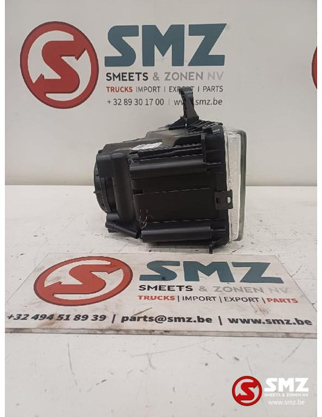 Mercedes-Benz Koplamp links mercedes - Etulyhty - Kuorma-auto: kuva Mercedes-Benz Koplamp links mercedes - Etulyhty - Kuorma-auto Mercedes-Benz Koplamp links mercedes - Etulyhty - Kuorma-auto: kuva Mercedes-Benz Koplamp links mercedes - Etulyhty - Kuorma-auto