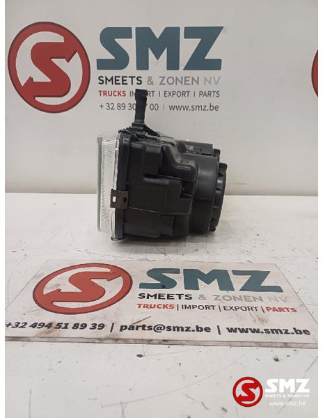 Mercedes-Benz Koplamp links mercedes - Etulyhty - Kuorma-auto: kuva Mercedes-Benz Koplamp links mercedes - Etulyhty - Kuorma-auto Mercedes-Benz Koplamp links mercedes - Etulyhty - Kuorma-auto: kuva Mercedes-Benz Koplamp links mercedes - Etulyhty - Kuorma-auto