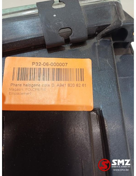 Mercedes-Benz Koplamp rechts Mercedes - Etulyhty - Kuorma-auto: kuva Mercedes-Benz Koplamp rechts Mercedes - Etulyhty - Kuorma-auto Mercedes-Benz Koplamp rechts Mercedes - Etulyhty - Kuorma-auto: kuva Mercedes-Benz Koplamp rechts Mercedes - Etulyhty - Kuorma-auto