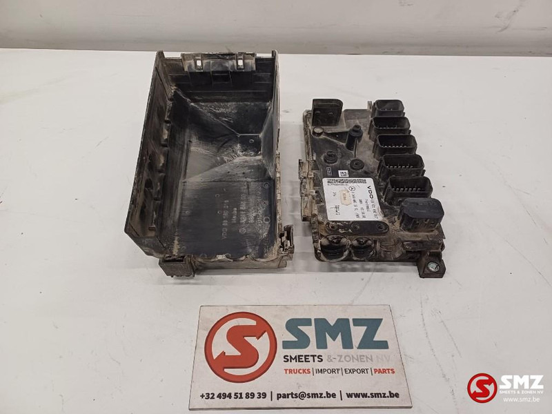 Mercedes-Benz Occ ECU Frontmodule regeleenheid Mercedes - Ohjainyksikkö - Kuorma-auto: kuva Mercedes-Benz Occ ECU Frontmodule regeleenheid Mercedes - Ohjainyksikkö - Kuorma-auto Mercedes-Benz Occ ECU Frontmodule regeleenheid Mercedes - Ohjainyksikkö - Kuorma-auto: kuva Mercedes-Benz Occ ECU Frontmodule regeleenheid Mercedes - Ohjainyksikkö - Kuorma-auto