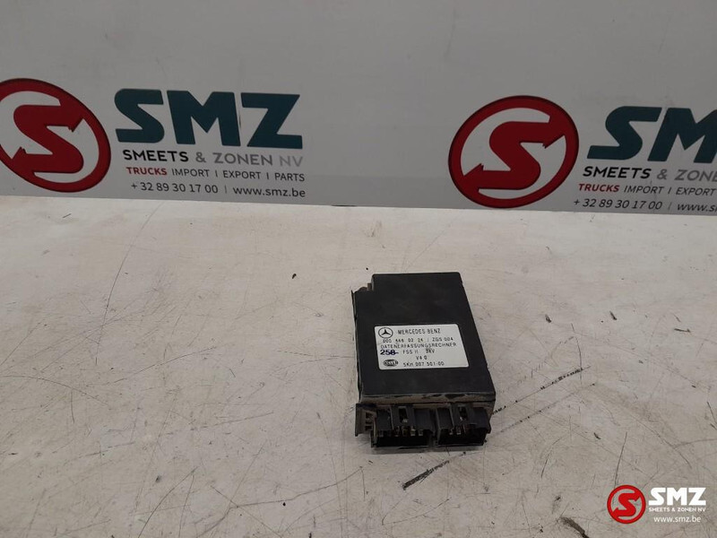 Mercedes-Benz Occ ECU ZGS-regeleenheid Mercedes - Ohjainyksikkö - Kuorma-auto: kuva Mercedes-Benz Occ ECU ZGS-regeleenheid Mercedes - Ohjainyksikkö - Kuorma-auto Mercedes-Benz Occ ECU ZGS-regeleenheid Mercedes - Ohjainyksikkö - Kuorma-auto: kuva Mercedes-Benz Occ ECU ZGS-regeleenheid Mercedes - Ohjainyksikkö - Kuorma-auto