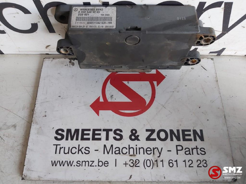 Mercedes-Benz Occ Ecu AdBlue Mercedes Atego 1224L - Ohjainyksikkö - Kuorma-auto: kuva Mercedes-Benz Occ Ecu AdBlue Mercedes Atego 1224L - Ohjainyksikkö - Kuorma-auto Mercedes-Benz Occ Ecu AdBlue Mercedes Atego 1224L - Ohjainyksikkö - Kuorma-auto: kuva Mercedes-Benz Occ Ecu AdBlue Mercedes Atego 1224L - Ohjainyksikkö - Kuorma-auto