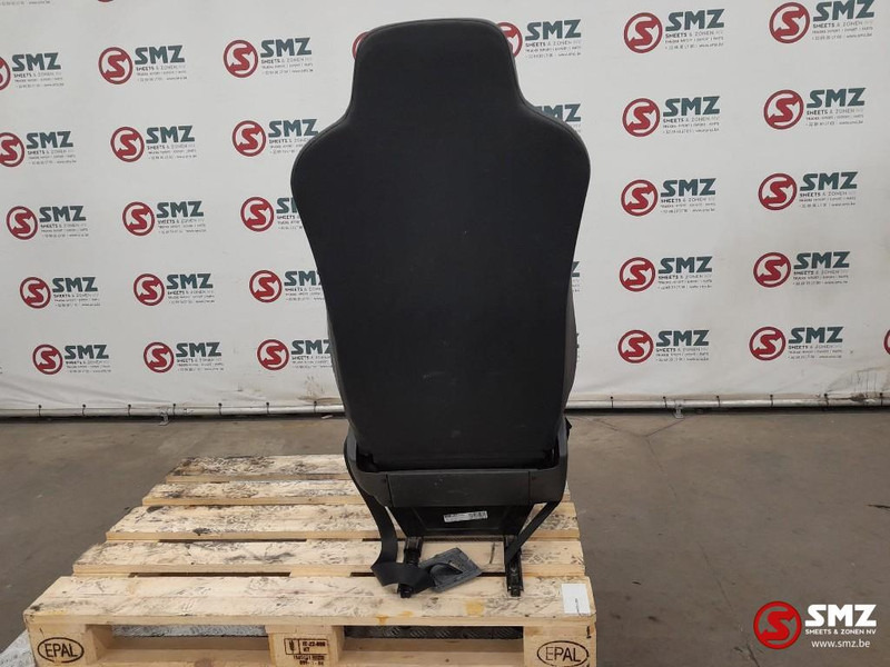 Mercedes-Benz Occ bijrijdersstoel Mercedes - Ohjaamo ja sisustus - Kuorma-auto: kuva Mercedes-Benz Occ bijrijdersstoel Mercedes - Ohjaamo ja sisustus - Kuorma-auto Mercedes-Benz Occ bijrijdersstoel Mercedes - Ohjaamo ja sisustus - Kuorma-auto: kuva Mercedes-Benz Occ bijrijdersstoel Mercedes - Ohjaamo ja sisustus - Kuorma-auto