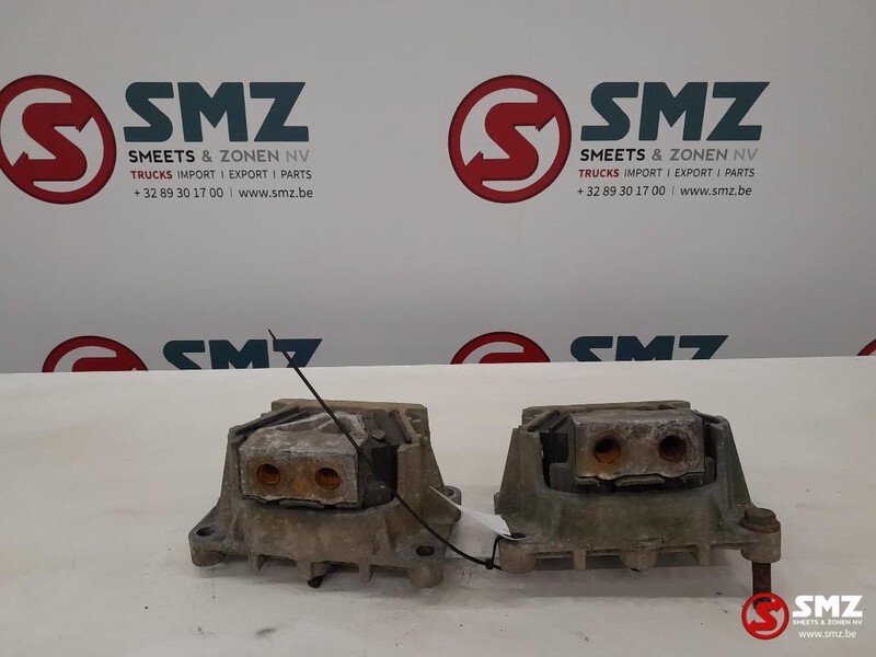 Mercedes-Benz Occ set motorsteunen Mercedes Actros 1831 A9412415 - Moottorin kiinnike - Kuorma-auto: kuva Mercedes-Benz Occ set motorsteunen Mercedes Actros 1831 A9412415 - Moottorin kiinnike - Kuorma-auto Mercedes-Benz Occ set motorsteunen Mercedes Actros 1831 A9412415 - Moottorin kiinnike - Kuorma-auto: kuva Mercedes-Benz Occ set motorsteunen Mercedes Actros 1831 A9412415 - Moottorin kiinnike - Kuorma-auto