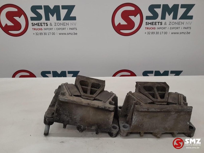 Mercedes-Benz Occ set motorsteunen Mercedes Actros 1831 A9412415 - Moottorin kiinnike - Kuorma-auto: kuva Mercedes-Benz Occ set motorsteunen Mercedes Actros 1831 A9412415 - Moottorin kiinnike - Kuorma-auto Mercedes-Benz Occ set motorsteunen Mercedes Actros 1831 A9412415 - Moottorin kiinnike - Kuorma-auto: kuva Mercedes-Benz Occ set motorsteunen Mercedes Actros 1831 A9412415 - Moottorin kiinnike - Kuorma-auto