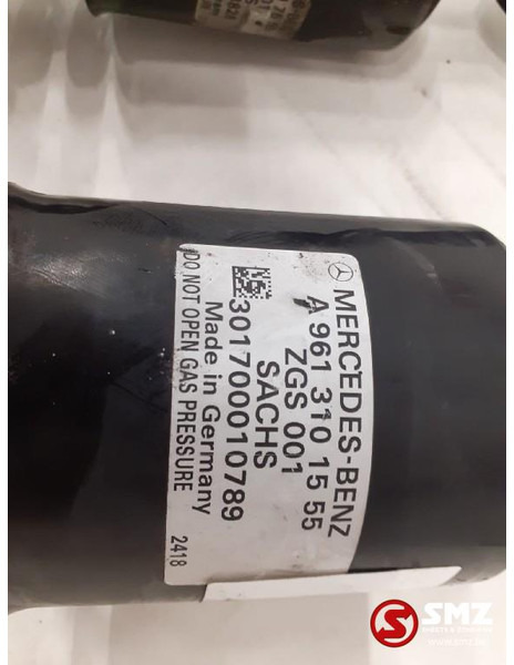 Mercedes-Benz Occ set schokdempers cabinevering Mercedes - Ohjaamon ripustus - Kuorma-auto: kuva Mercedes-Benz Occ set schokdempers cabinevering Mercedes - Ohjaamon ripustus - Kuorma-auto Mercedes-Benz Occ set schokdempers cabinevering Mercedes - Ohjaamon ripustus - Kuorma-auto: kuva Mercedes-Benz Occ set schokdempers cabinevering Mercedes - Ohjaamon ripustus - Kuorma-auto