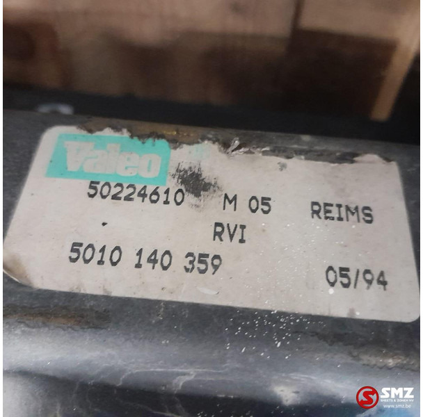 Renault Occ radiator + intercooler Renault - Jäähdytin - Kuorma-auto: kuva Renault Occ radiator + intercooler Renault - Jäähdytin - Kuorma-auto Renault Occ radiator + intercooler Renault - Jäähdytin - Kuorma-auto: kuva Renault Occ radiator + intercooler Renault - Jäähdytin - Kuorma-auto