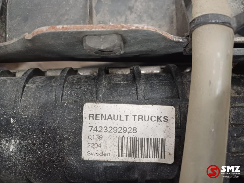 Renault Occ radiator + intercooler + expansievat DTI13 Ren - Jäähdytin - Kuorma-auto: kuva Renault Occ radiator + intercooler + expansievat DTI13 Ren - Jäähdytin - Kuorma-auto Renault Occ radiator + intercooler + expansievat DTI13 Ren - Jäähdytin - Kuorma-auto: kuva Renault Occ radiator + intercooler + expansievat DTI13 Ren - Jäähdytin - Kuorma-auto