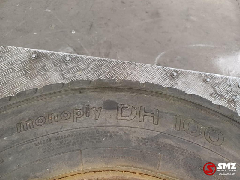 Uniroyal Occ vrachtwagenband Uniroyal 275/70R22.5 148/145L - Rengas - Kuorma-auto: kuva Uniroyal Occ vrachtwagenband Uniroyal 275/70R22.5 148/145L - Rengas - Kuorma-auto Uniroyal Occ vrachtwagenband Uniroyal 275/70R22.5 148/145L - Rengas - Kuorma-auto: kuva Uniroyal Occ vrachtwagenband Uniroyal 275/70R22.5 148/145L - Rengas - Kuorma-auto