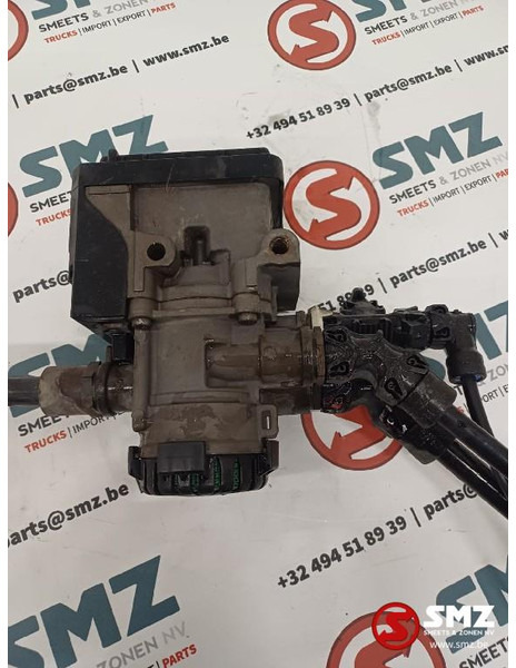 Volvo Occ EBS voorasmodulator Volvo - Varaosat - Kuorma-auto: kuva Volvo Occ EBS voorasmodulator Volvo - Varaosat - Kuorma-auto Volvo Occ EBS voorasmodulator Volvo - Varaosat - Kuorma-auto: kuva Volvo Occ EBS voorasmodulator Volvo - Varaosat - Kuorma-auto
