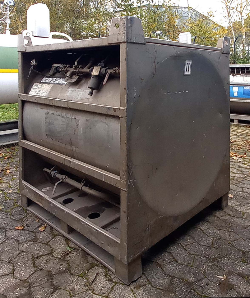 AGA CRYO Gas pallet tank used for oxygen LOX argon LAR nitrogen vessel N2O, CO2, O2, N2 - Säiliökontti: kuva AGA CRYO Gas pallet tank used for oxygen LOX argon LAR nitrogen vessel N2O, CO2, O2, N2 - Säiliökontti AGA CRYO Gas pallet tank used for oxygen LOX argon LAR nitrogen vessel N2O, CO2, O2, N2 - Säiliökontti: kuva AGA CRYO Gas pallet tank used for oxygen LOX argon LAR nitrogen vessel N2O, CO2, O2, N2 - Säiliökontti