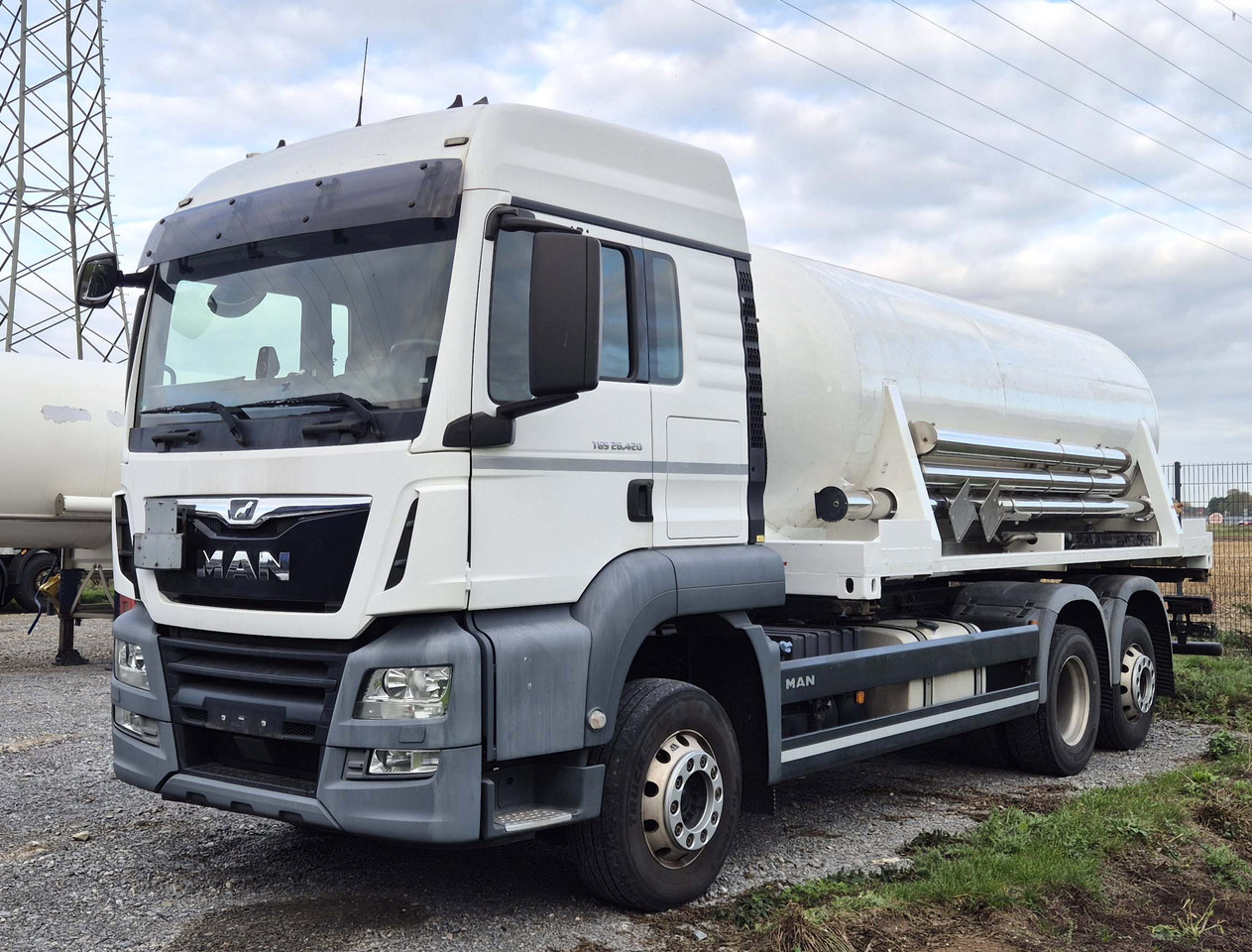 MAN Tank gas truck cryogenic used for oxygen, nitrogen, argon, LIN, LOX, LAR - Säiliöauto: kuva MAN Tank gas truck cryogenic used for oxygen, nitrogen, argon, LIN, LOX, LAR - Säiliöauto MAN Tank gas truck cryogenic used for oxygen, nitrogen, argon, LIN, LOX, LAR - Säiliöauto: kuva MAN Tank gas truck cryogenic used for oxygen, nitrogen, argon, LIN, LOX, LAR - Säiliöauto