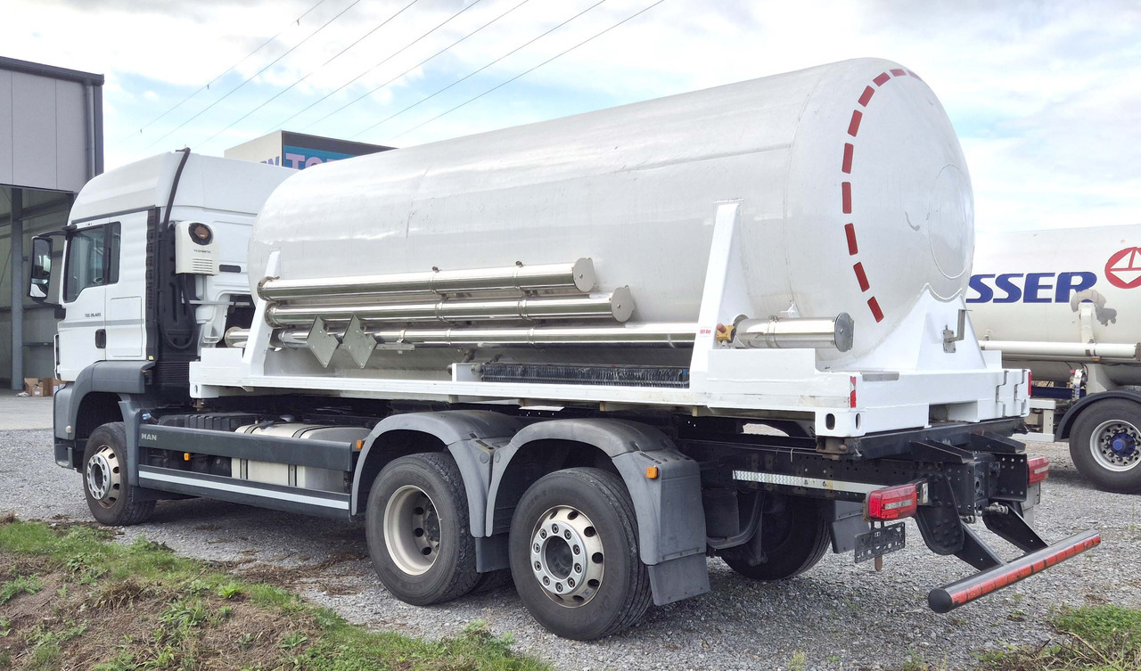 MAN Tank gas truck cryogenic used for oxygen, nitrogen, argon, LIN, LOX, LAR - Säiliöauto: kuva MAN Tank gas truck cryogenic used for oxygen, nitrogen, argon, LIN, LOX, LAR - Säiliöauto MAN Tank gas truck cryogenic used for oxygen, nitrogen, argon, LIN, LOX, LAR - Säiliöauto: kuva MAN Tank gas truck cryogenic used for oxygen, nitrogen, argon, LIN, LOX, LAR - Säiliöauto