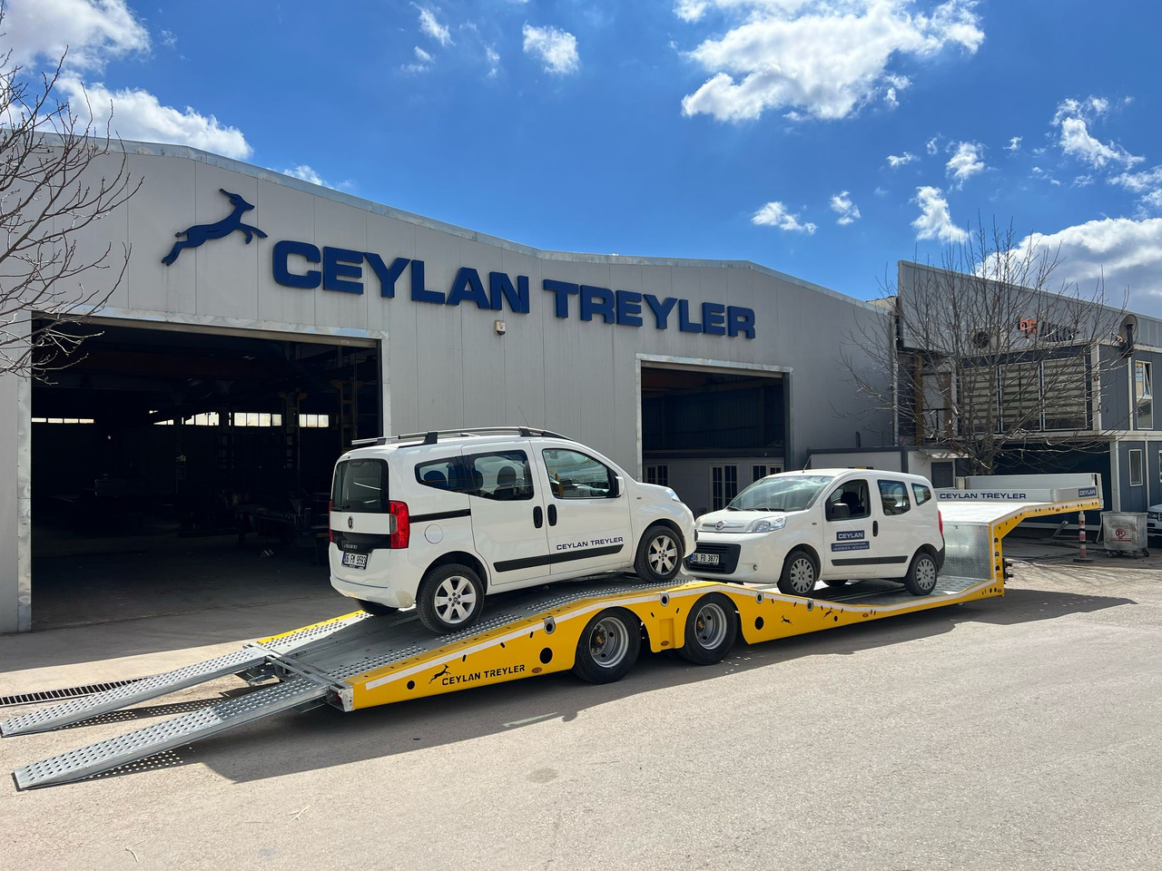 CEYLAN 2 AXLE TRUCK CARRIER - Puoliperävaunu: kuva CEYLAN 2 AXLE TRUCK CARRIER - Puoliperävaunu CEYLAN 2 AXLE TRUCK CARRIER - Puoliperävaunu: kuva CEYLAN 2 AXLE TRUCK CARRIER - Puoliperävaunu
