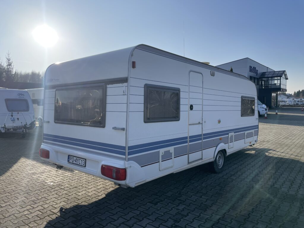 Hobby 560 UL Prestige 1998 - Asuntovaunu: kuva Hobby 560 UL Prestige 1998 - Asuntovaunu Hobby 560 UL Prestige 1998 - Asuntovaunu: kuva Hobby 560 UL Prestige 1998 - Asuntovaunu