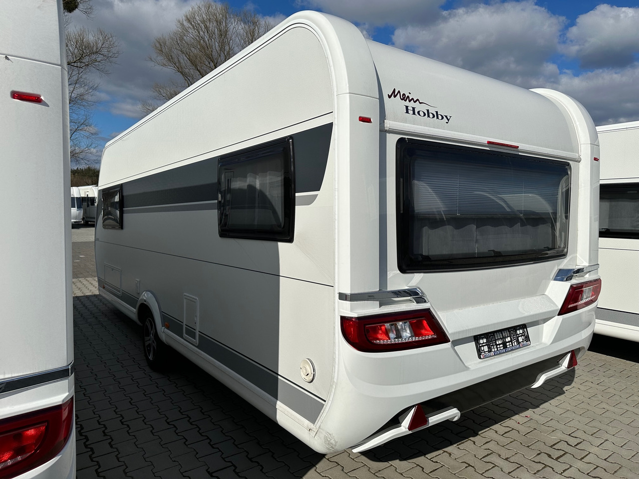 Hobby 585 UL Maxia 2023 - Asuntovaunu: kuva Hobby 585 UL Maxia 2023 - Asuntovaunu Hobby 585 UL Maxia 2023 - Asuntovaunu: kuva Hobby 585 UL Maxia 2023 - Asuntovaunu
