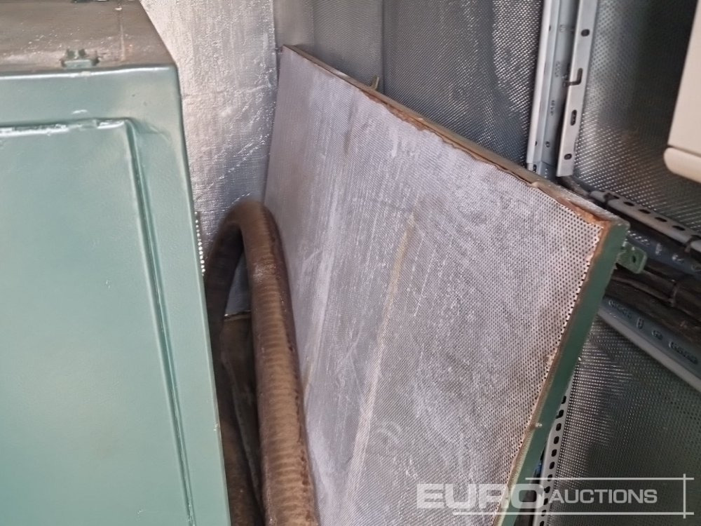 Merikontti 12' x 8' Soundproof Container (Cannot Be Reconsigned): kuva Merikontti 12' x 8' Soundproof Container (Cannot Be Reconsigned)