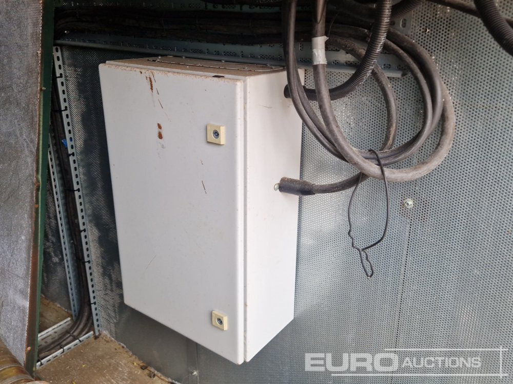 Merikontti 12' x 8' Soundproof Container (Cannot Be Reconsigned): kuva Merikontti 12' x 8' Soundproof Container (Cannot Be Reconsigned)