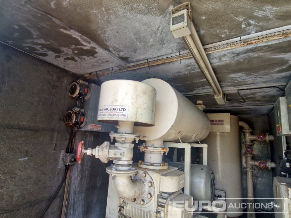 Merikontti 16' x 8' Sound Proof Container (Cannot Be Reconsigned): kuva Merikontti 16' x 8' Sound Proof Container (Cannot Be Reconsigned)