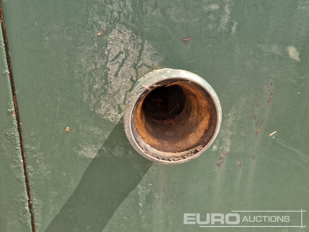 Merikontti 16' x 8' Sound Proof Container (Cannot Be Reconsigned): kuva Merikontti 16' x 8' Sound Proof Container (Cannot Be Reconsigned)