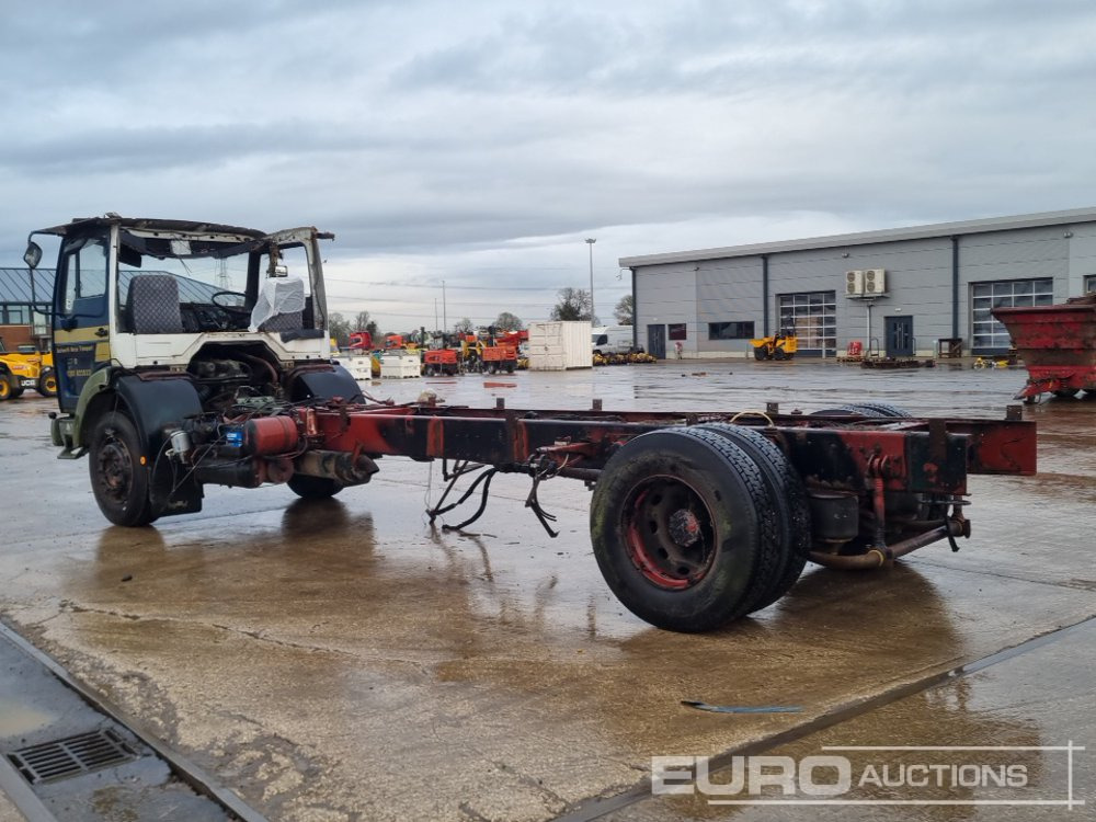 1989 Mercedes 1617 - Kuorma-auto alusta: kuva 1989 Mercedes 1617 - Kuorma-auto alusta 1989 Mercedes 1617 - Kuorma-auto alusta: kuva 1989 Mercedes 1617 - Kuorma-auto alusta