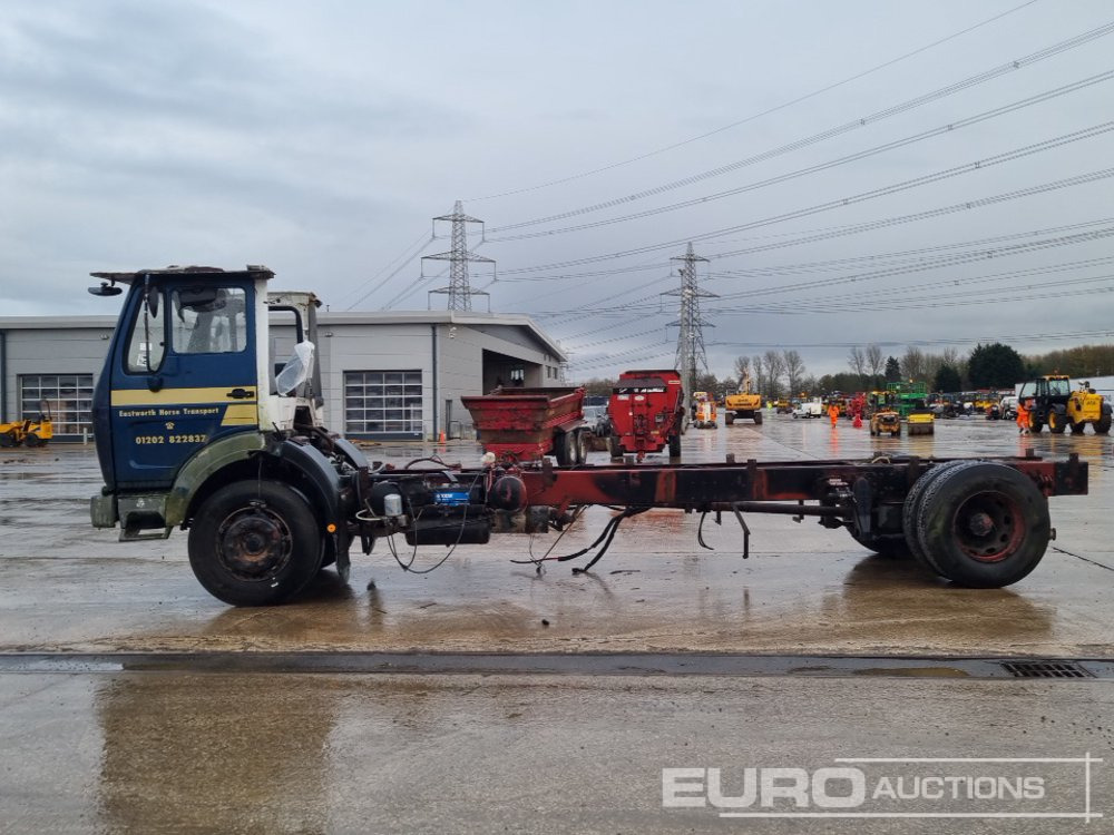 1989 Mercedes 1617 - Kuorma-auto alusta: kuva 1989 Mercedes 1617 - Kuorma-auto alusta 1989 Mercedes 1617 - Kuorma-auto alusta: kuva 1989 Mercedes 1617 - Kuorma-auto alusta