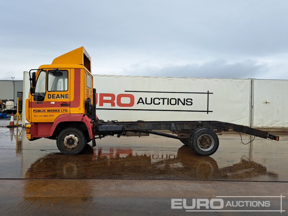 1996 MAN 8.153 - Kuorma-auto alusta: kuva 1996 MAN 8.153 - Kuorma-auto alusta 1996 MAN 8.153 - Kuorma-auto alusta: kuva 1996 MAN 8.153 - Kuorma-auto alusta
