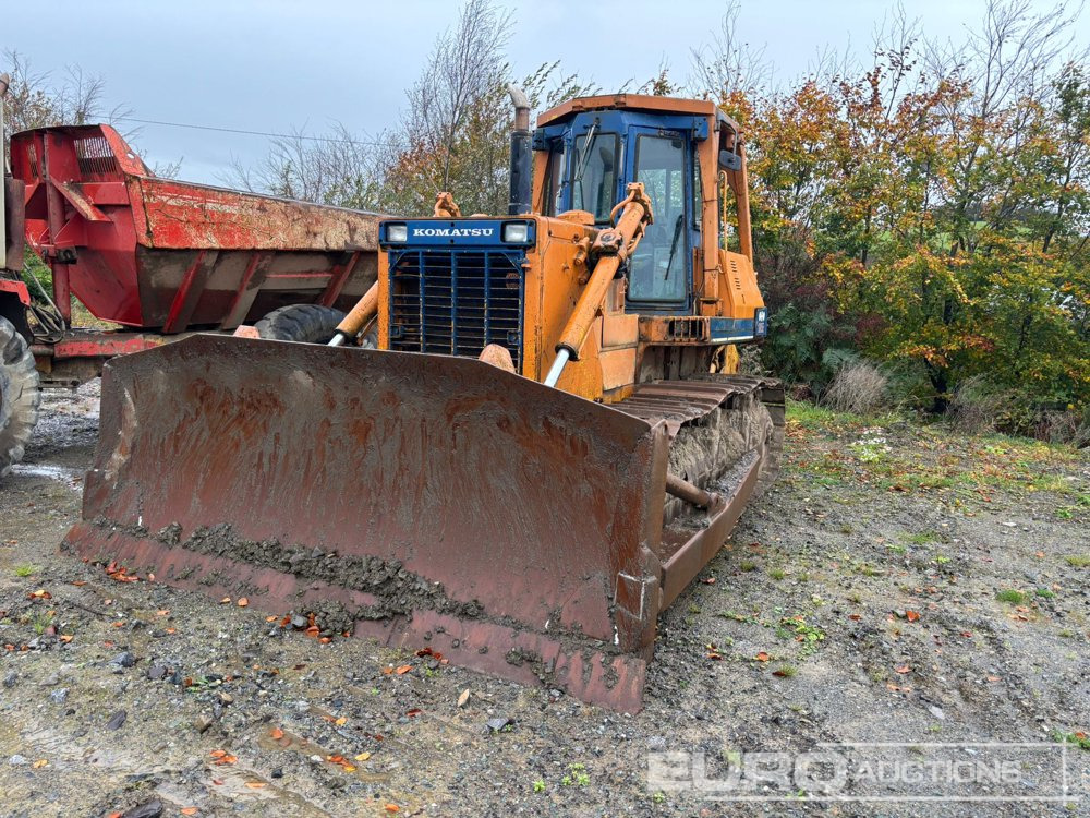 1999 Komatsu D85 - Puskutraktori: kuva 1999 Komatsu D85 - Puskutraktori 1999 Komatsu D85 - Puskutraktori: kuva 1999 Komatsu D85 - Puskutraktori