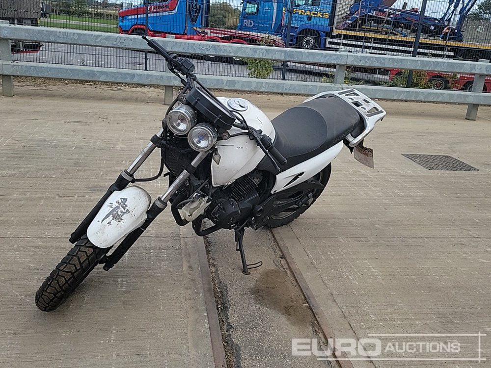 2004 Honda XL125 - Moottoripyörä: kuva 2004 Honda XL125 - Moottoripyörä 2004 Honda XL125 - Moottoripyörä: kuva 2004 Honda XL125 - Moottoripyörä