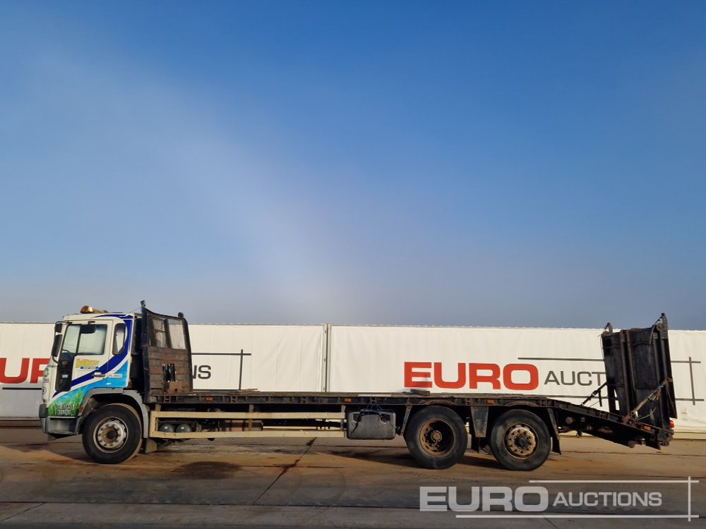 2005 Volvo FL220 - Lava-kuorma-auto: kuva 2005 Volvo FL220 - Lava-kuorma-auto 2005 Volvo FL220 - Lava-kuorma-auto: kuva 2005 Volvo FL220 - Lava-kuorma-auto