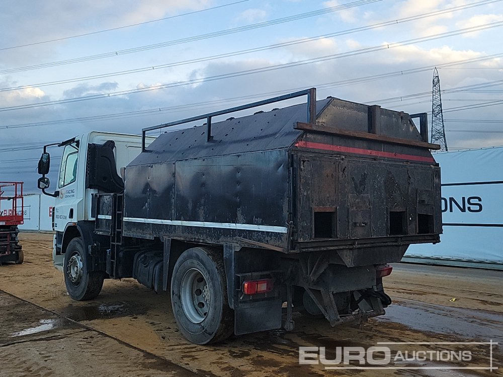 2009 DAF CF65.220 - Kippiauto kuorma-auto: kuva 2009 DAF CF65.220 - Kippiauto kuorma-auto 2009 DAF CF65.220 - Kippiauto kuorma-auto: kuva 2009 DAF CF65.220 - Kippiauto kuorma-auto