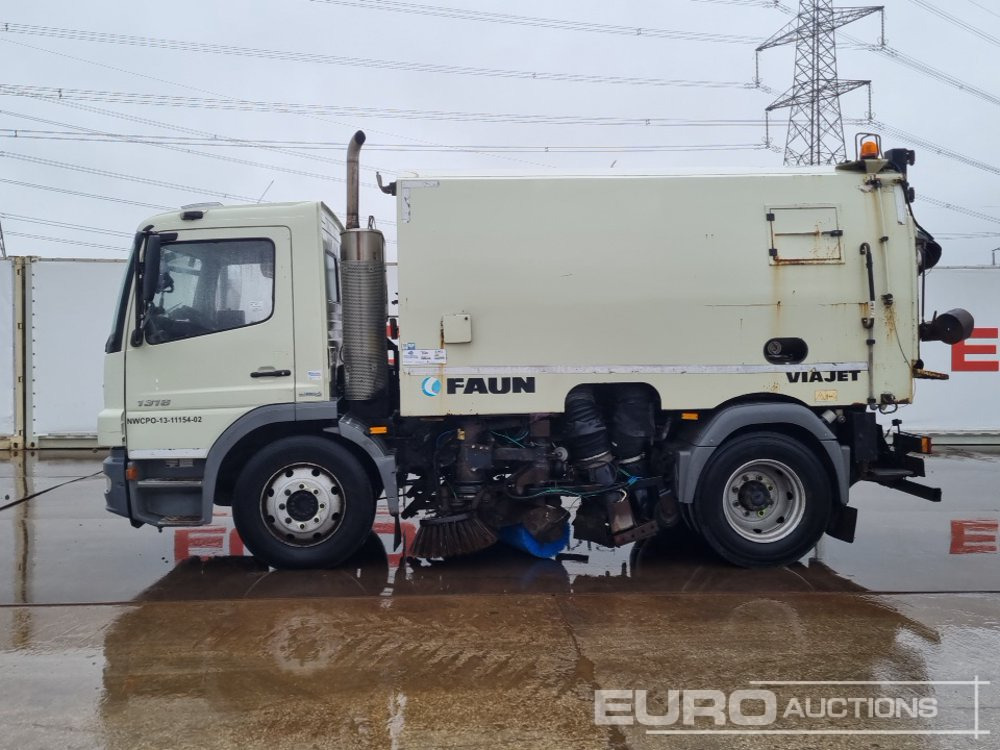 2009 Mercedes Atego 1318 - Lakaisuauto: kuva 2009 Mercedes Atego 1318 - Lakaisuauto 2009 Mercedes Atego 1318 - Lakaisuauto: kuva 2009 Mercedes Atego 1318 - Lakaisuauto
