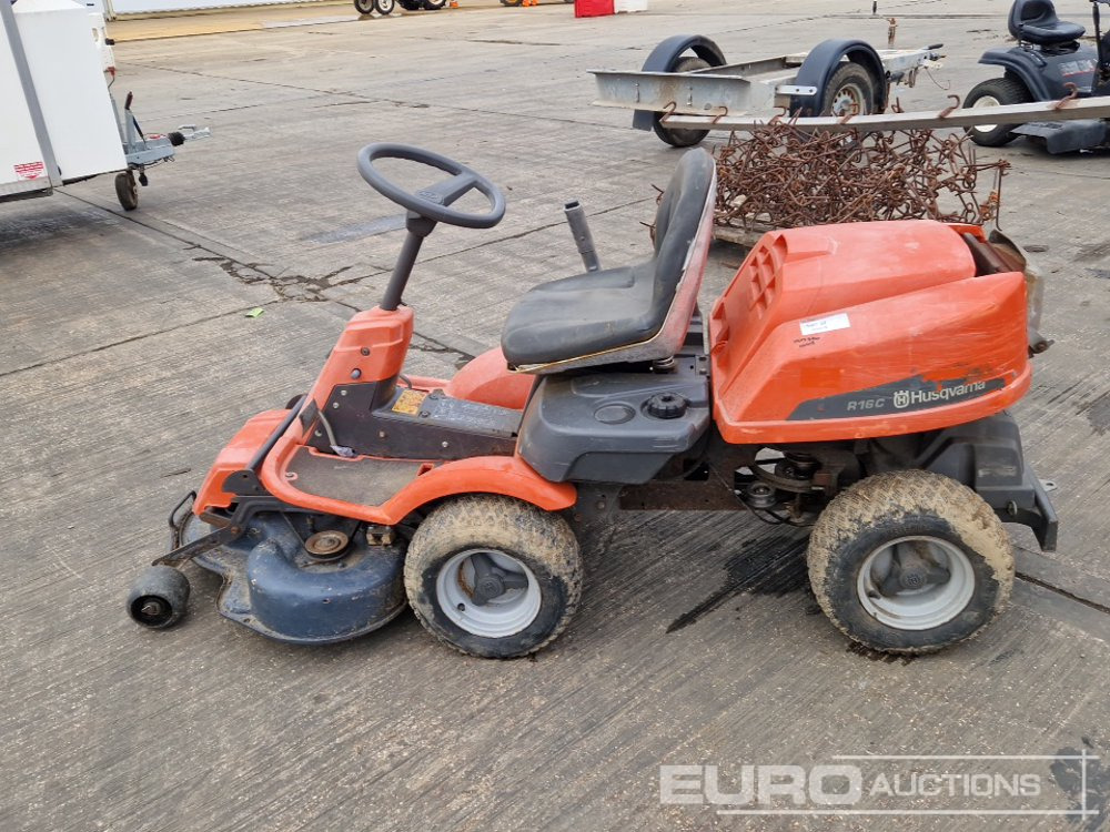 2010 Husqvarna R16C - Ruohonleikkuri: kuva 2010 Husqvarna R16C - Ruohonleikkuri 2010 Husqvarna R16C - Ruohonleikkuri: kuva 2010 Husqvarna R16C - Ruohonleikkuri