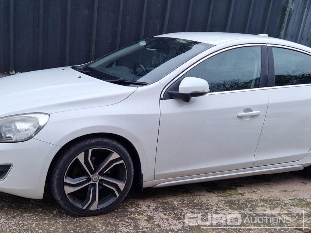 2010 Volvo S60-D3 - Henkilöauto: kuva 2010 Volvo S60-D3 - Henkilöauto 2010 Volvo S60-D3 - Henkilöauto: kuva 2010 Volvo S60-D3 - Henkilöauto