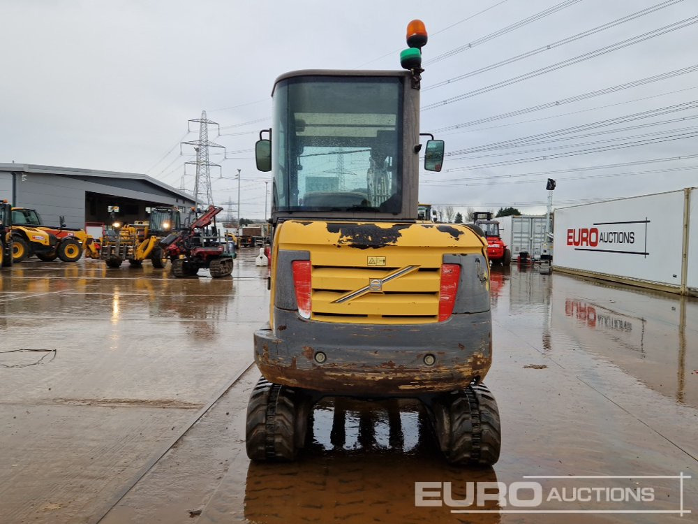 2011 Volvo EC27C - Minikuormaaja: kuva 2011 Volvo EC27C - Minikuormaaja 2011 Volvo EC27C - Minikuormaaja: kuva 2011 Volvo EC27C - Minikuormaaja