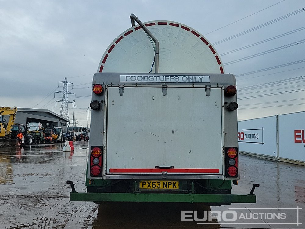 2013 Scania P410 - Säiliöauto: kuva 2013 Scania P410 - Säiliöauto 2013 Scania P410 - Säiliöauto: kuva 2013 Scania P410 - Säiliöauto