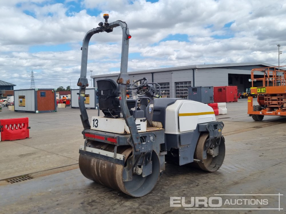 2014 Atlas Copco CC1300 - Jyrä: kuva 2014 Atlas Copco CC1300 - Jyrä 2014 Atlas Copco CC1300 - Jyrä: kuva 2014 Atlas Copco CC1300 - Jyrä