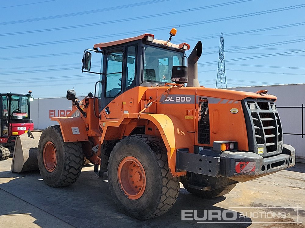 2014 Doosan DL200-3 - Pyöräkuormaaja: kuva 2014 Doosan DL200-3 - Pyöräkuormaaja 2014 Doosan DL200-3 - Pyöräkuormaaja: kuva 2014 Doosan DL200-3 - Pyöräkuormaaja
