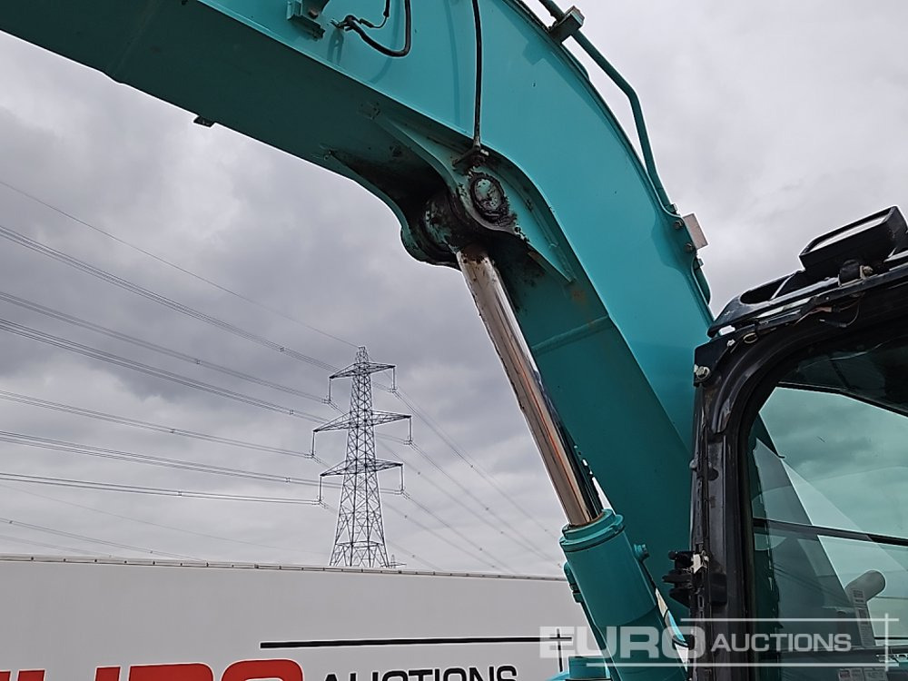 Minikuormaaja 2014 Kobelco SK75SR-3E: kuva Minikuormaaja 2014 Kobelco SK75SR-3E