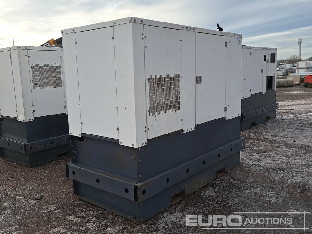 2015 Aggreko Bruno GX37JD 30KvA Diesel Generator, John Deere Engine (Spares) - Sähkögeneraattori: kuva 2015 Aggreko Bruno GX37JD 30KvA Diesel Generator, John Deere Engine (Spares) - Sähkögeneraattori 2015 Aggreko Bruno GX37JD 30KvA Diesel Generator, John Deere Engine (Spares) - Sähkögeneraattori: kuva 2015 Aggreko Bruno GX37JD 30KvA Diesel Generator, John Deere Engine (Spares) - Sähkögeneraattori