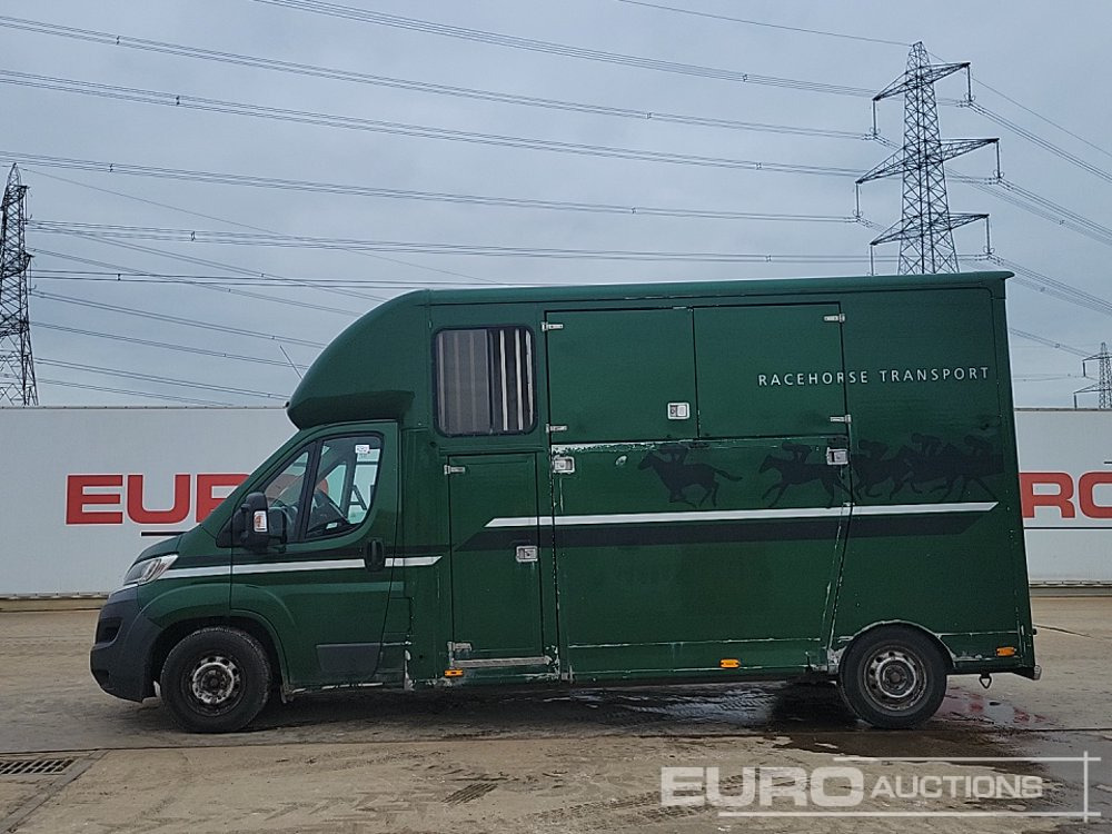 2015 Fiat Ducato 35 Multijet - Eläinten kuljetus kuorma-auto: kuva 2015 Fiat Ducato 35 Multijet - Eläinten kuljetus kuorma-auto 2015 Fiat Ducato 35 Multijet - Eläinten kuljetus kuorma-auto: kuva 2015 Fiat Ducato 35 Multijet - Eläinten kuljetus kuorma-auto